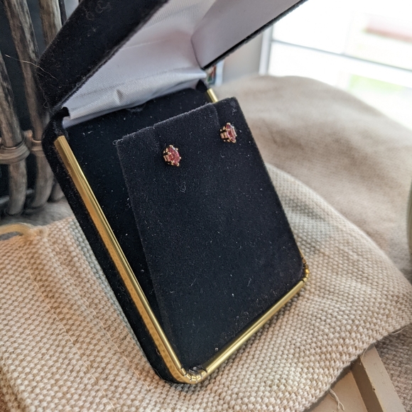 14K Gold and Garnet Stud Earrings - "Bonfire Heart" - Picture 5 of 11